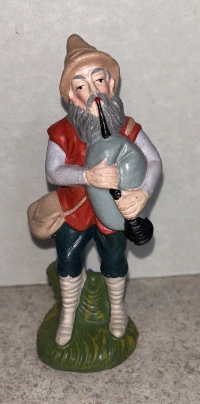Vintage Italy Figurine Piper Bagpipe Man Music Figure Nativity 4" Tall Manger